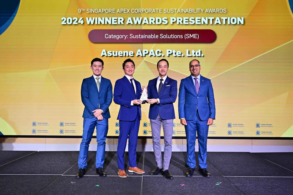 From left to right: Mr. Bertrand Seah, Senior Consultant at CBRE Singapore; Mr. Masaaki Hamada, Managing Director of Asuene APAC; Dr. Poh-Koon Koh, Senior Minister of State at the Singapore Ministry of Sustainability and the Environment, our Guest of Honor; and Dr. Bicky Bhangu, President of the UN Global Compact Network Singapore.